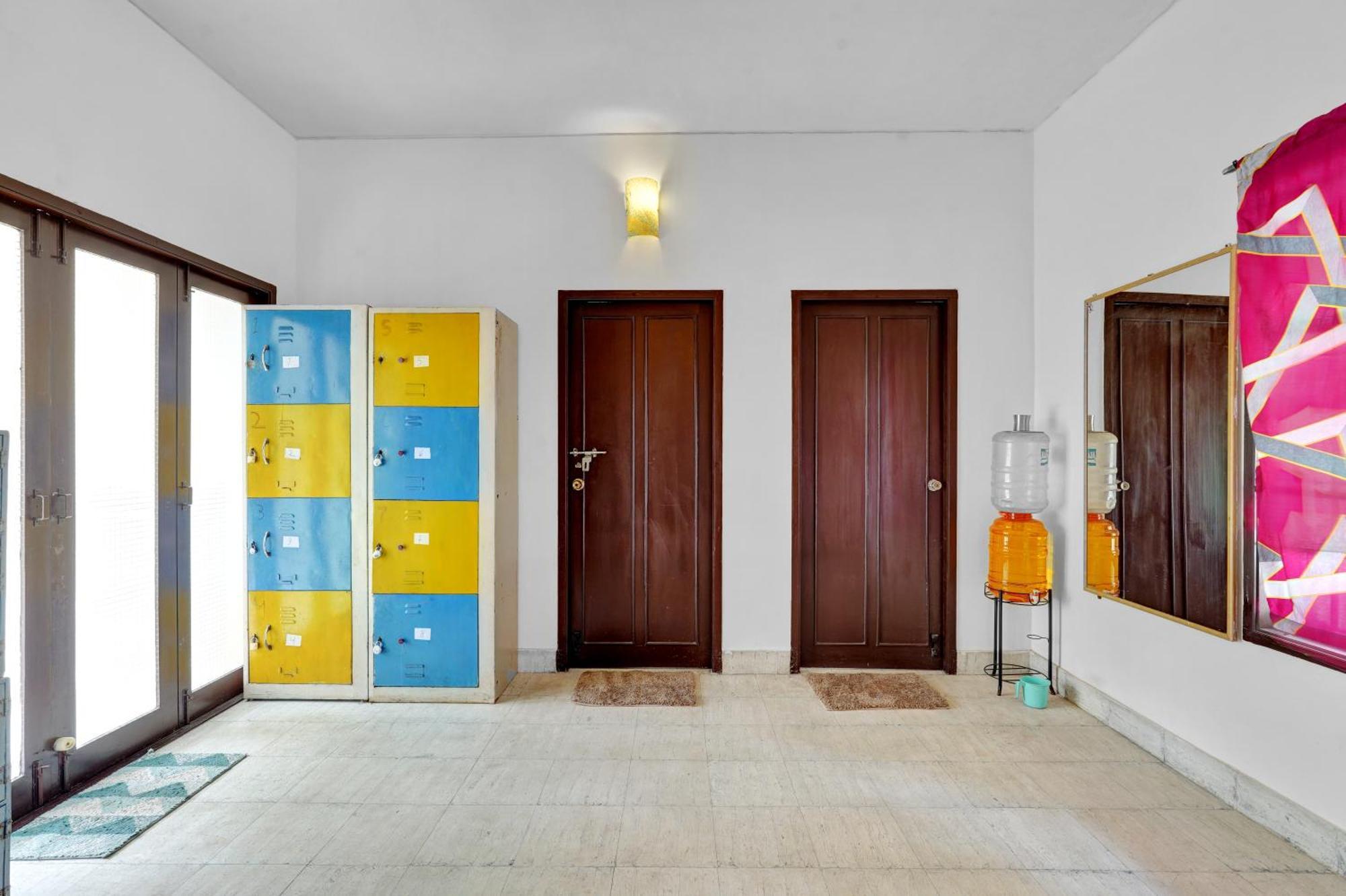 Hostel Gandhi Ченнаи Экстерьер фото