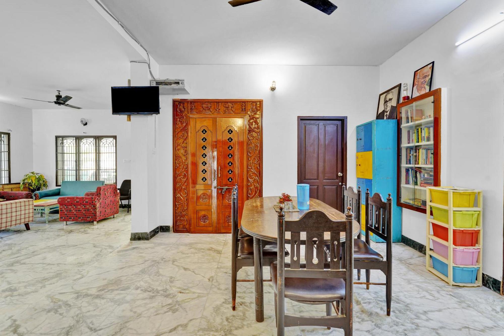 Hostel Gandhi Ченнаи Экстерьер фото
