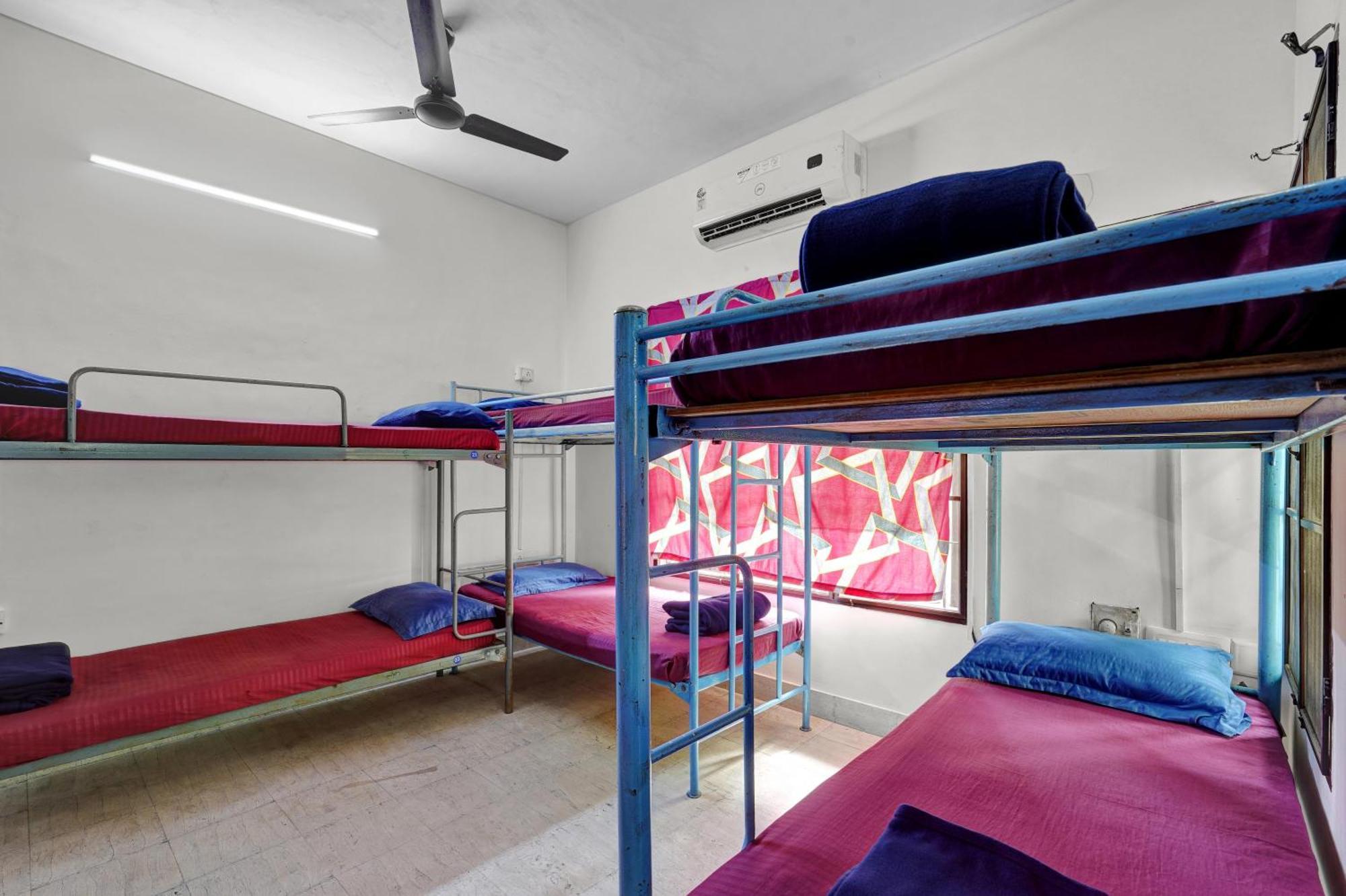 Hostel Gandhi Ченнаи Экстерьер фото