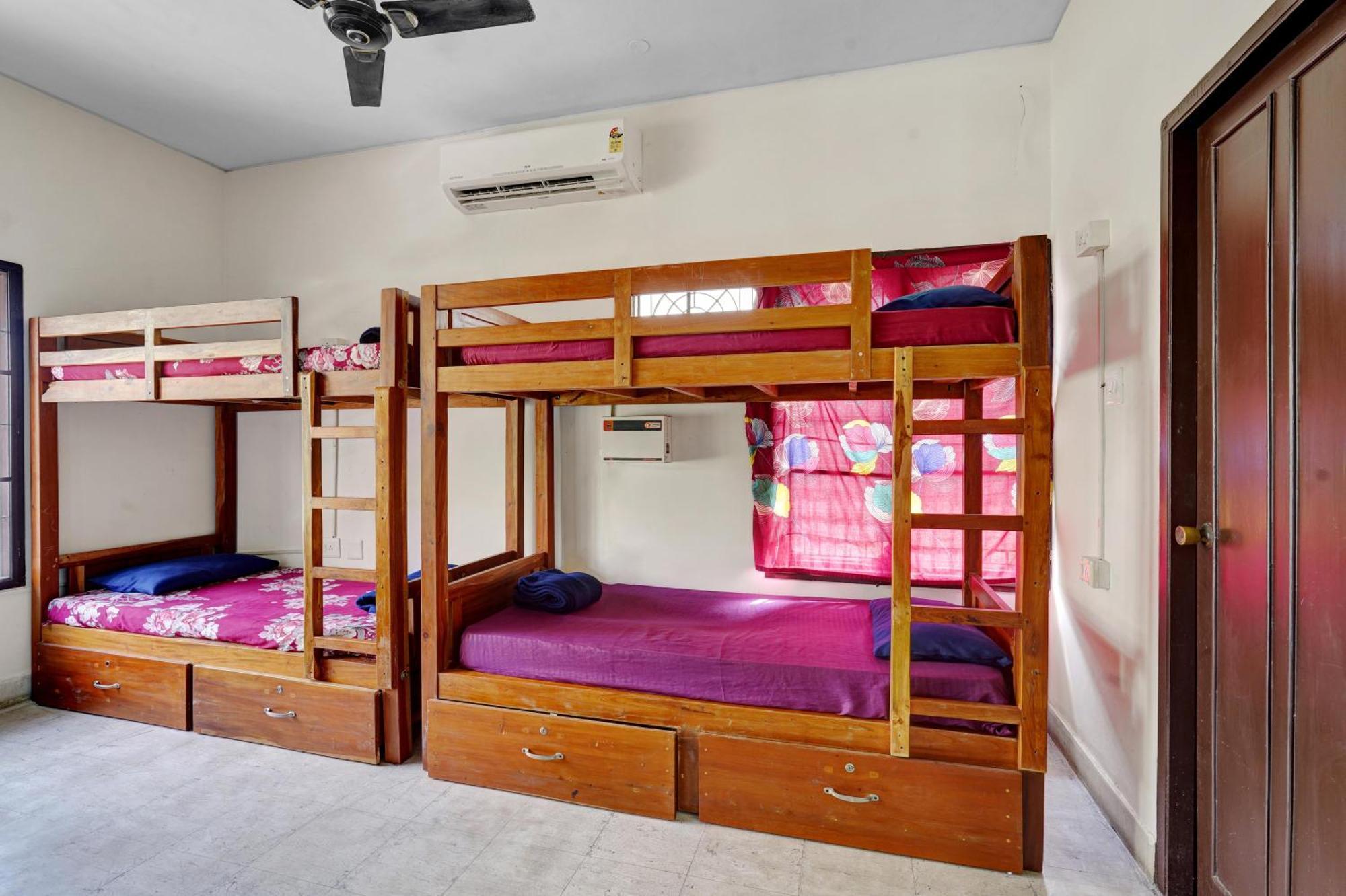 Hostel Gandhi Ченнаи Экстерьер фото